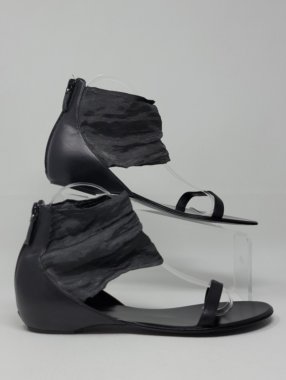 DELMAN Women's Black Sandals Leather Zipper Size 8 Pre-owned - Picture 3 of 9